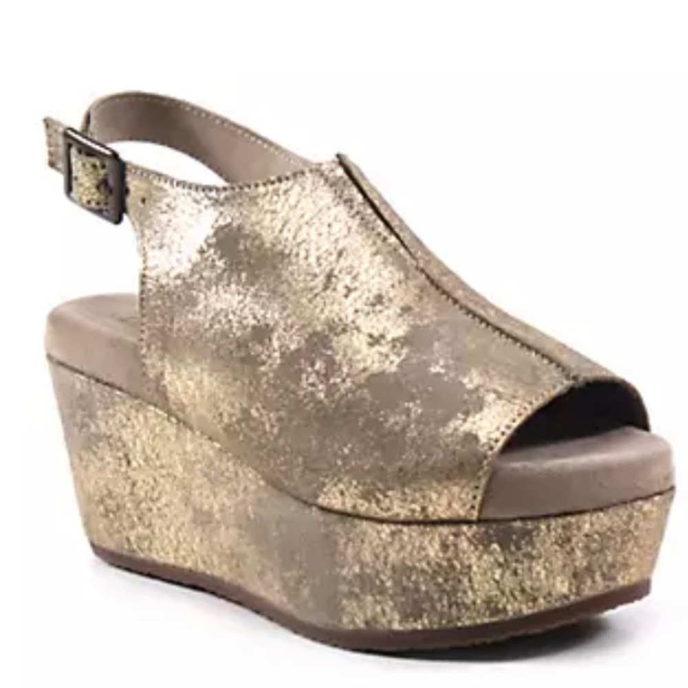 Diba True Bell Free Casual Sling‎ Back Wedge 8.5